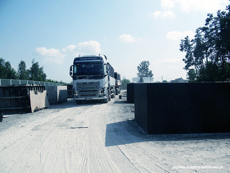 Transport szamb betonowych  w Krapkowicach